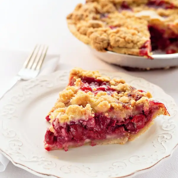 Michigan cherry pie with crumb topping